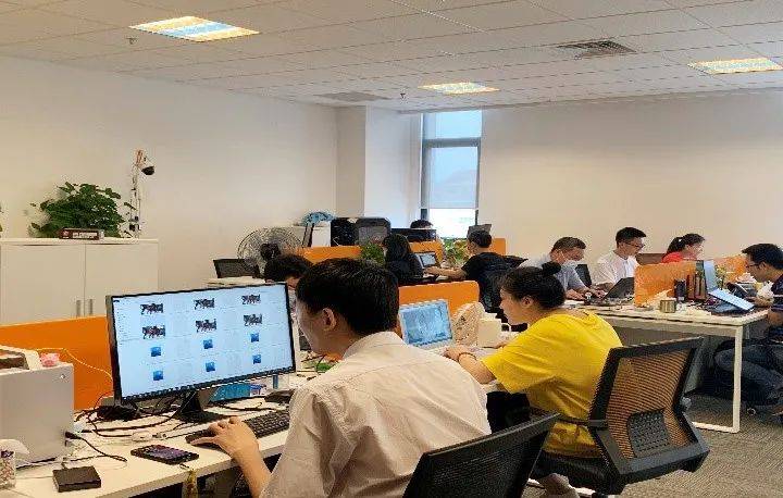 喜報！青浦區(qū)8家企業(yè)榮登2020上海軟件和信息技術服務業(yè)雙百榜單，彰顯區(qū)域科創(chuàng)活力